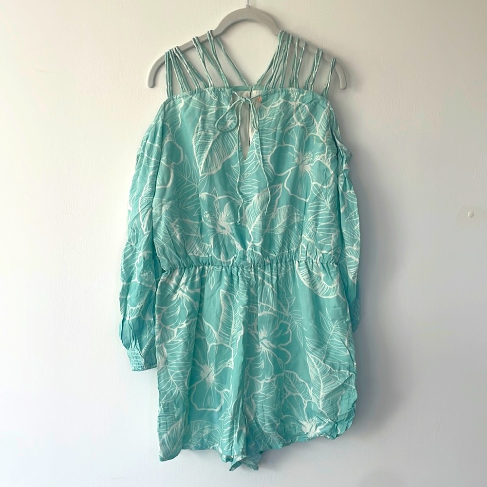 🎡 NFC (New Friends Colony) romper